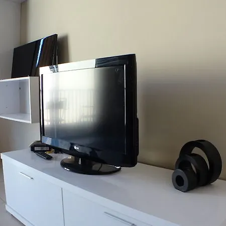 Eri E378 Szálloda